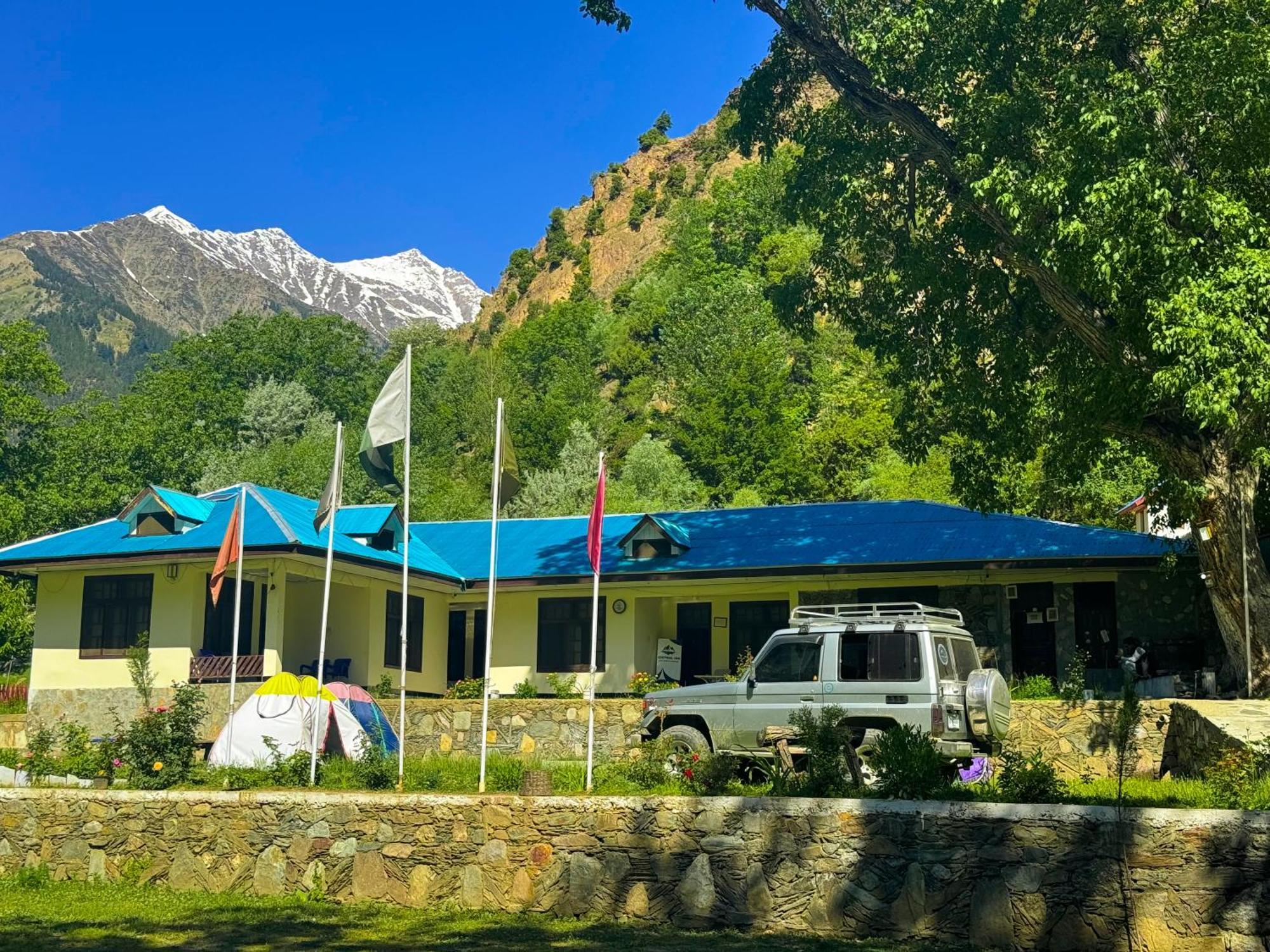 Chitral Inn Resort Exterior photo